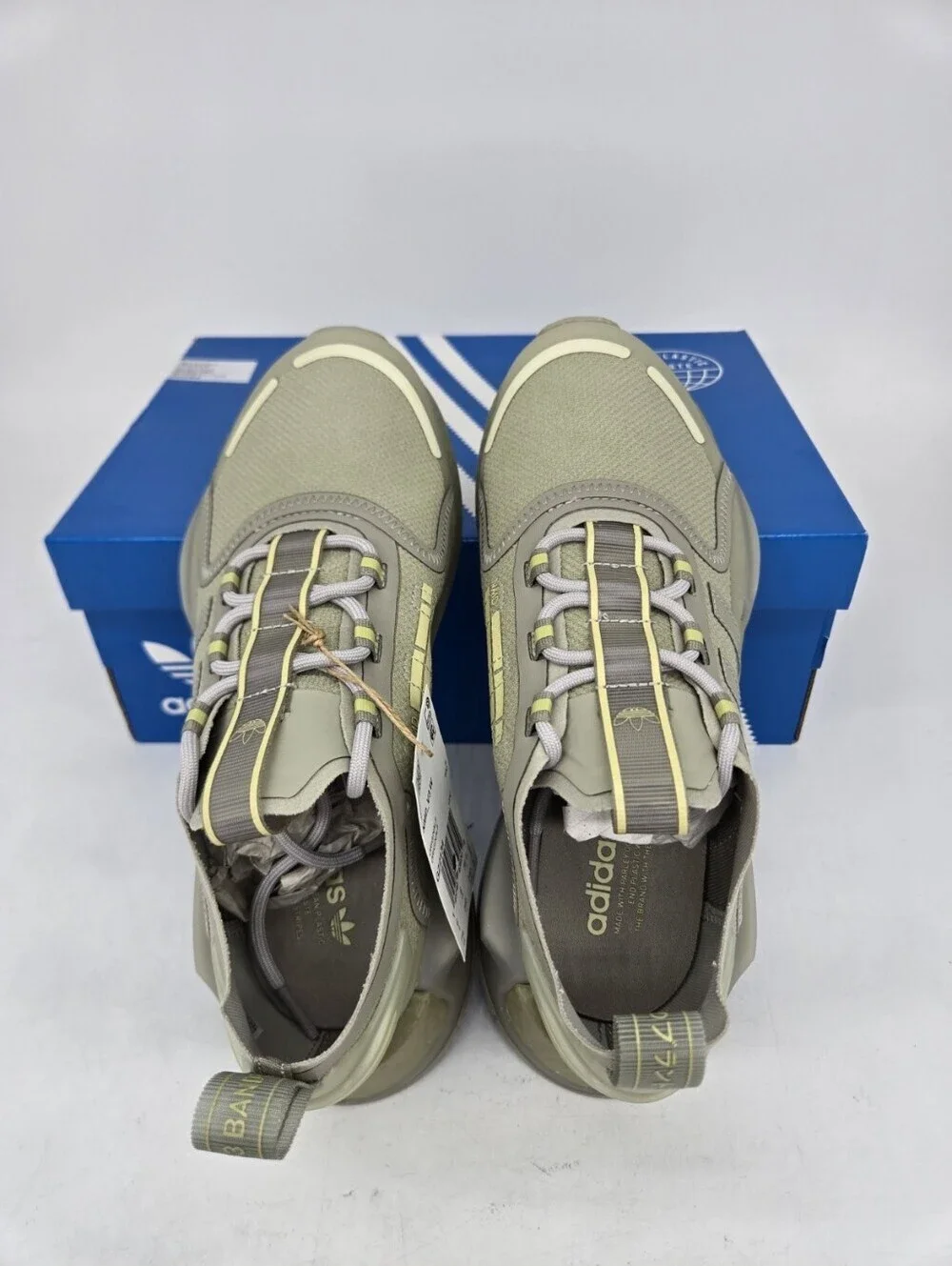 Adidas Women's NMD R1 V3 GZ2134 Feather Grey Sandy Beige Running Shoes Size 6